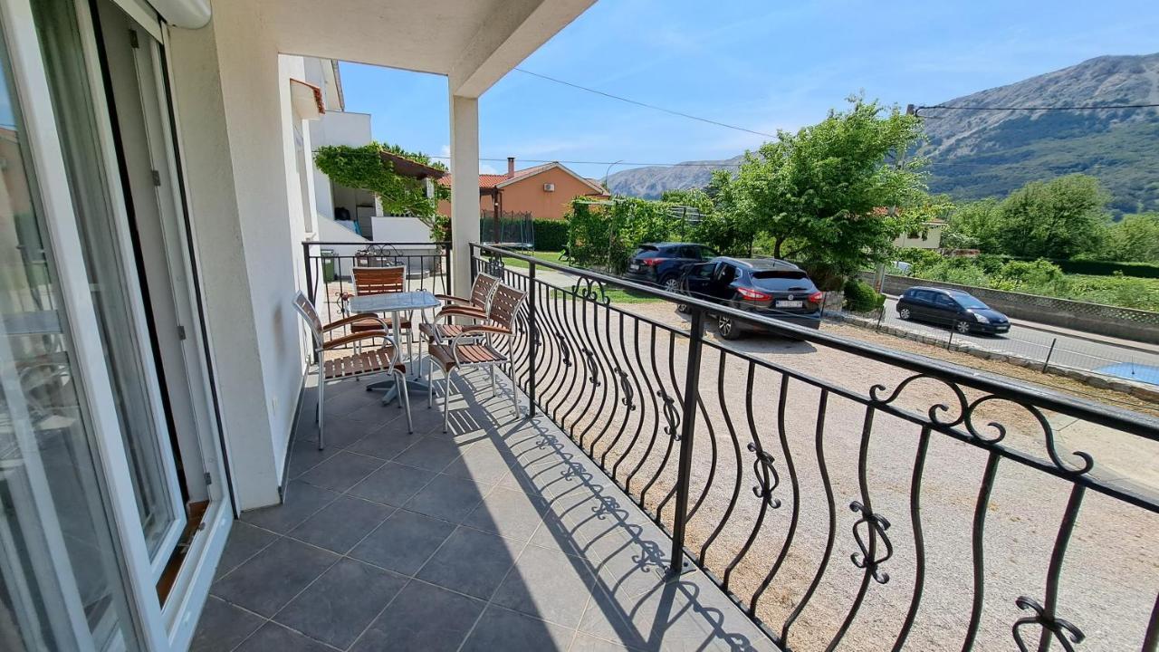 Cozy Apartments Baska Exterior foto
