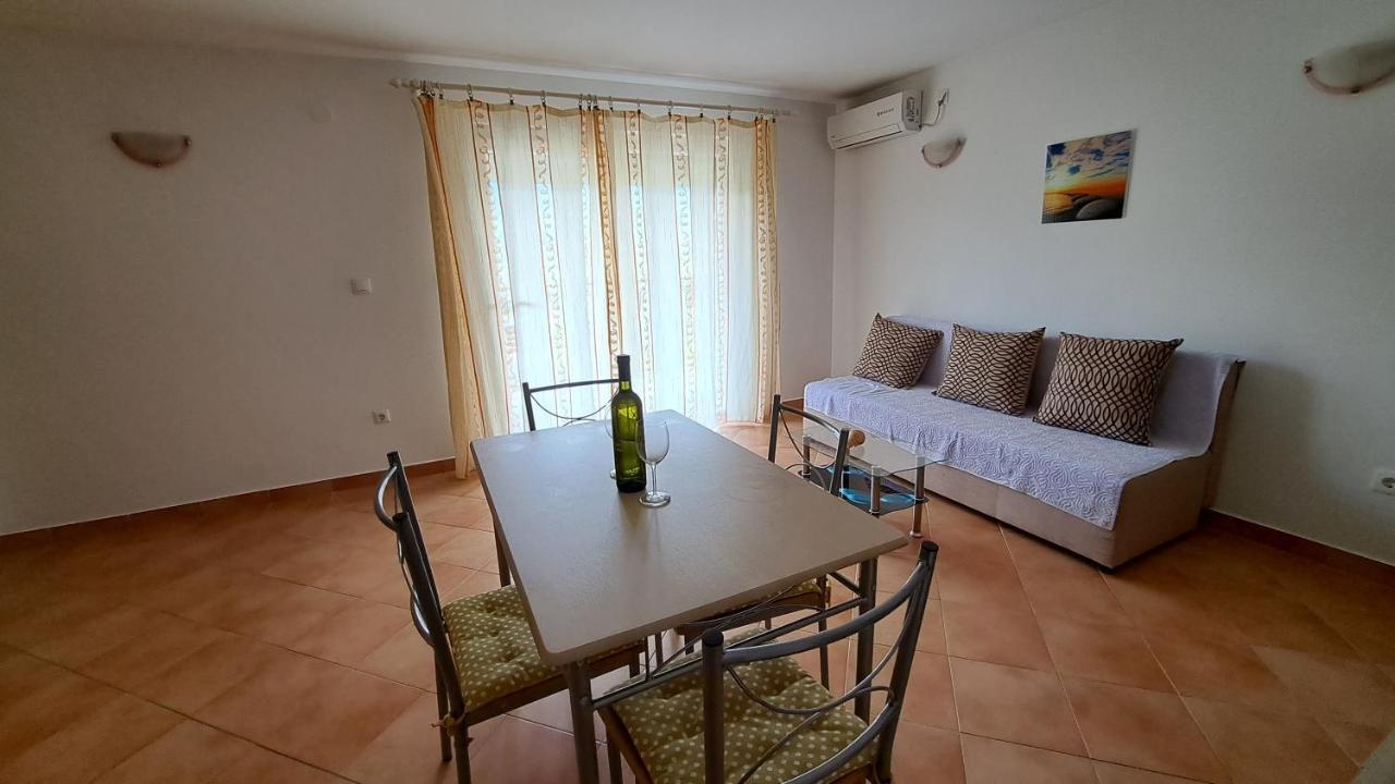 Cozy Apartments Baska Exterior foto