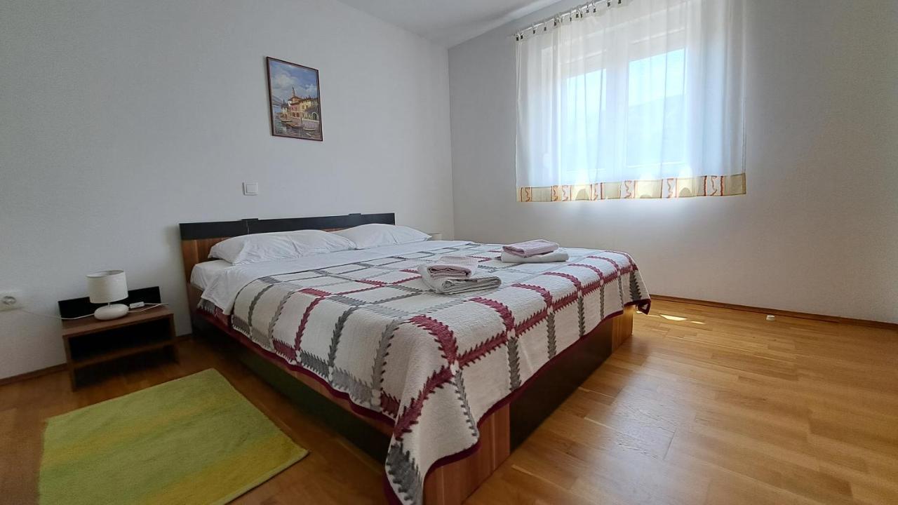 Cozy Apartments Baska Exterior foto
