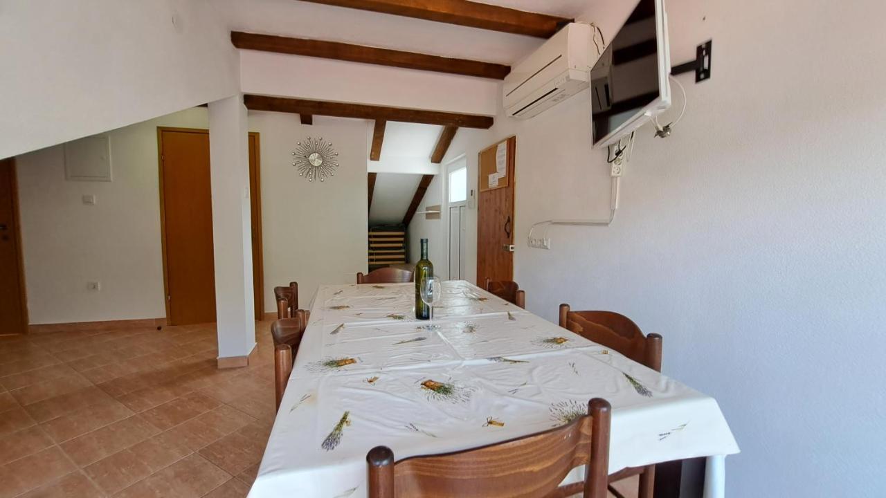 Cozy Apartments Baska Exterior foto