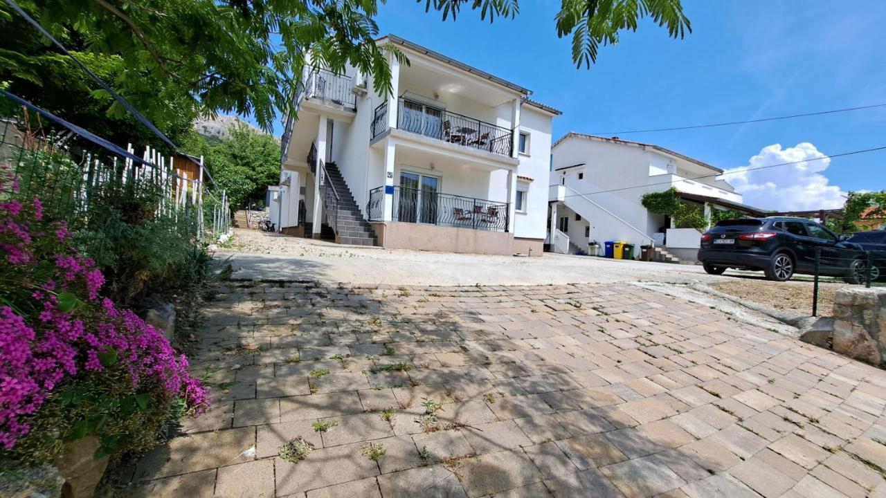 Cozy Apartments Baska Exterior foto