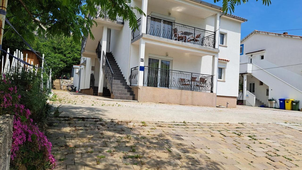 Cozy Apartments Baska Exterior foto